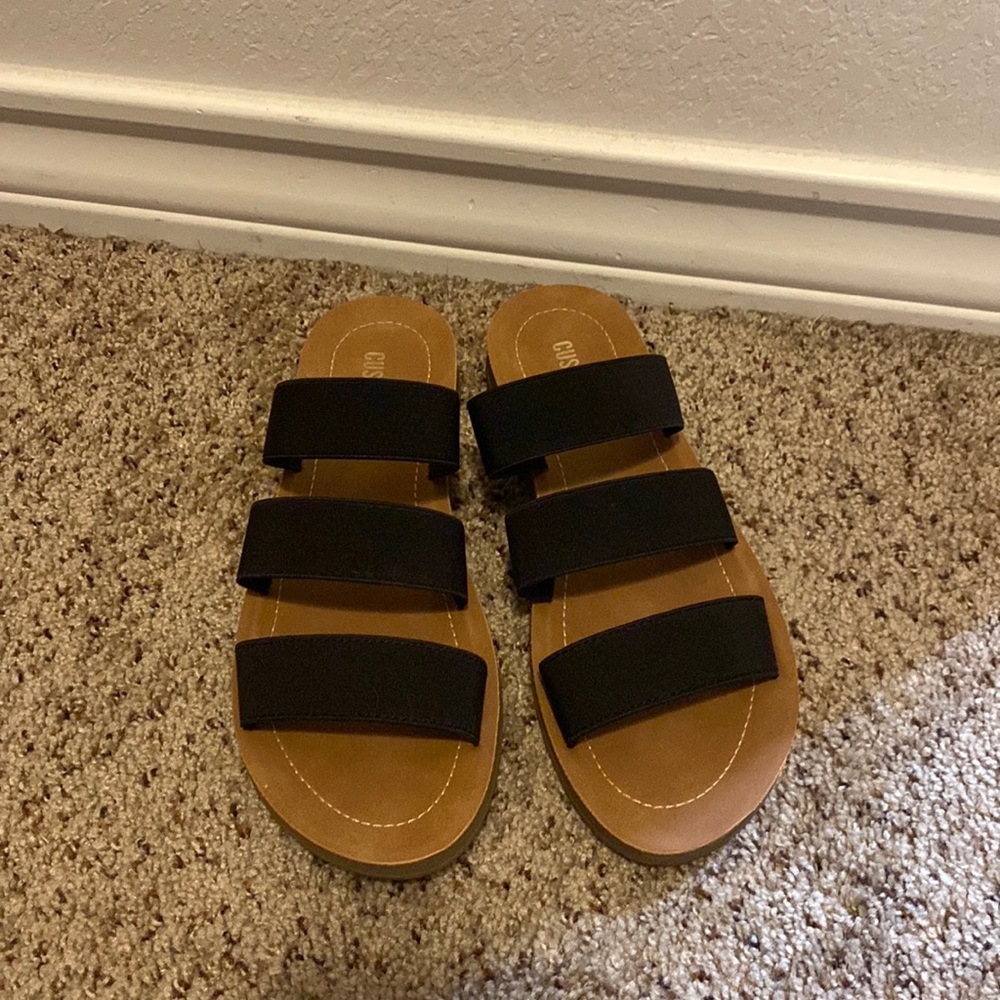 Cushionaire Sandals